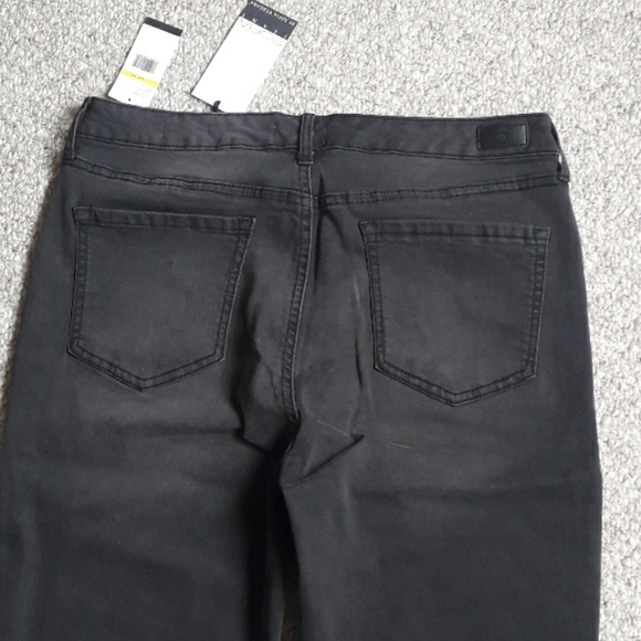 New Curvy High Waist Ankle Studded Pants. - Picture 7 of 8